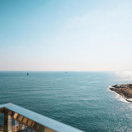 Amazing Seafront Duplex Apartment Sliema Exterior photo